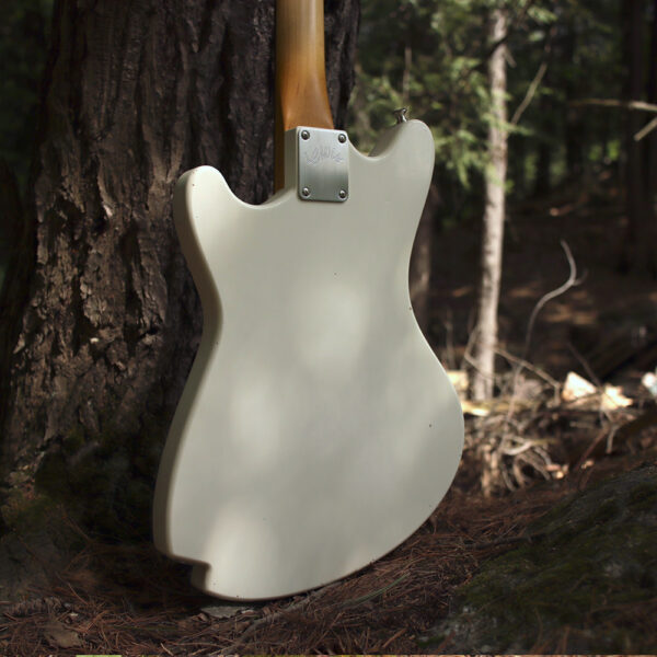 Pinhey White - Image 8