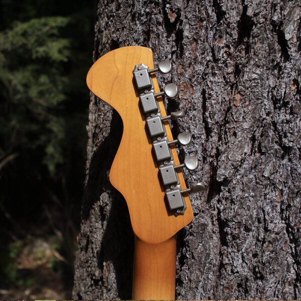 Pinhey White - Image 7
