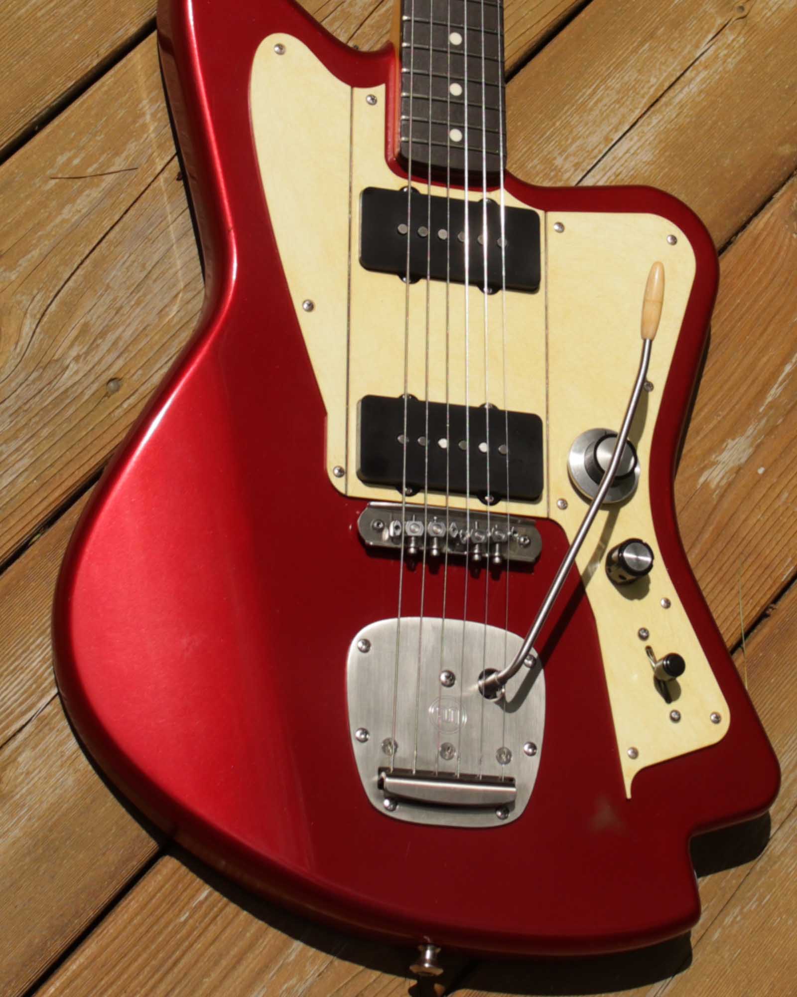 Matador Candy Red Lewis Guitar